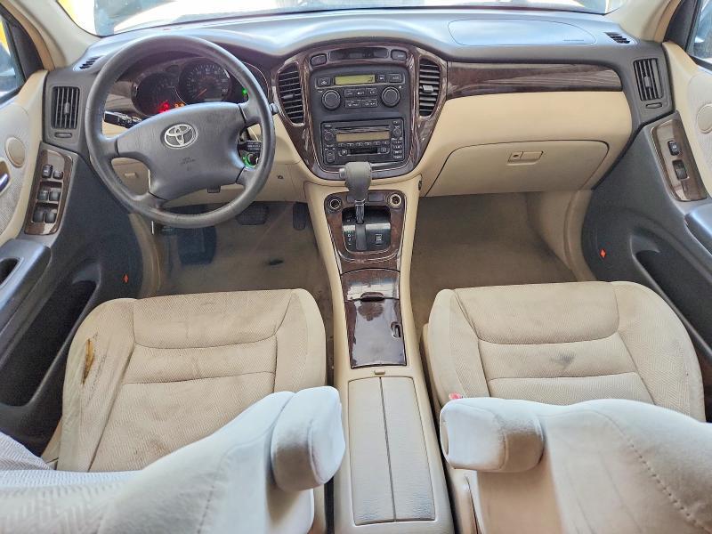 2002 TOYOTA HIGHLANDER LIMITED — Фото 8 из 13