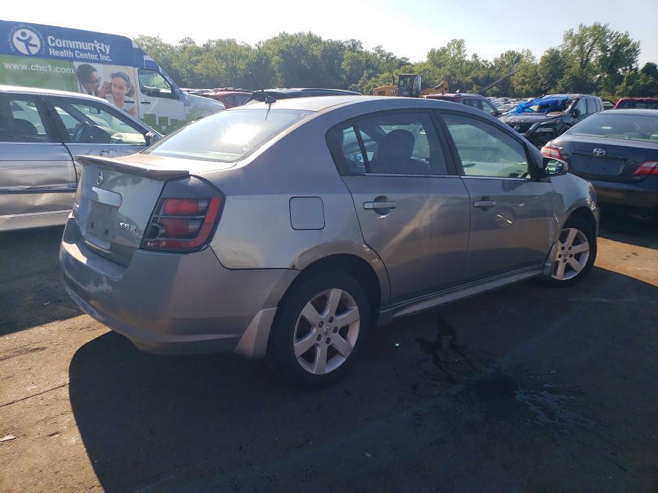 2007 NISSAN SENTRA SE-R — Фото 3 из 12