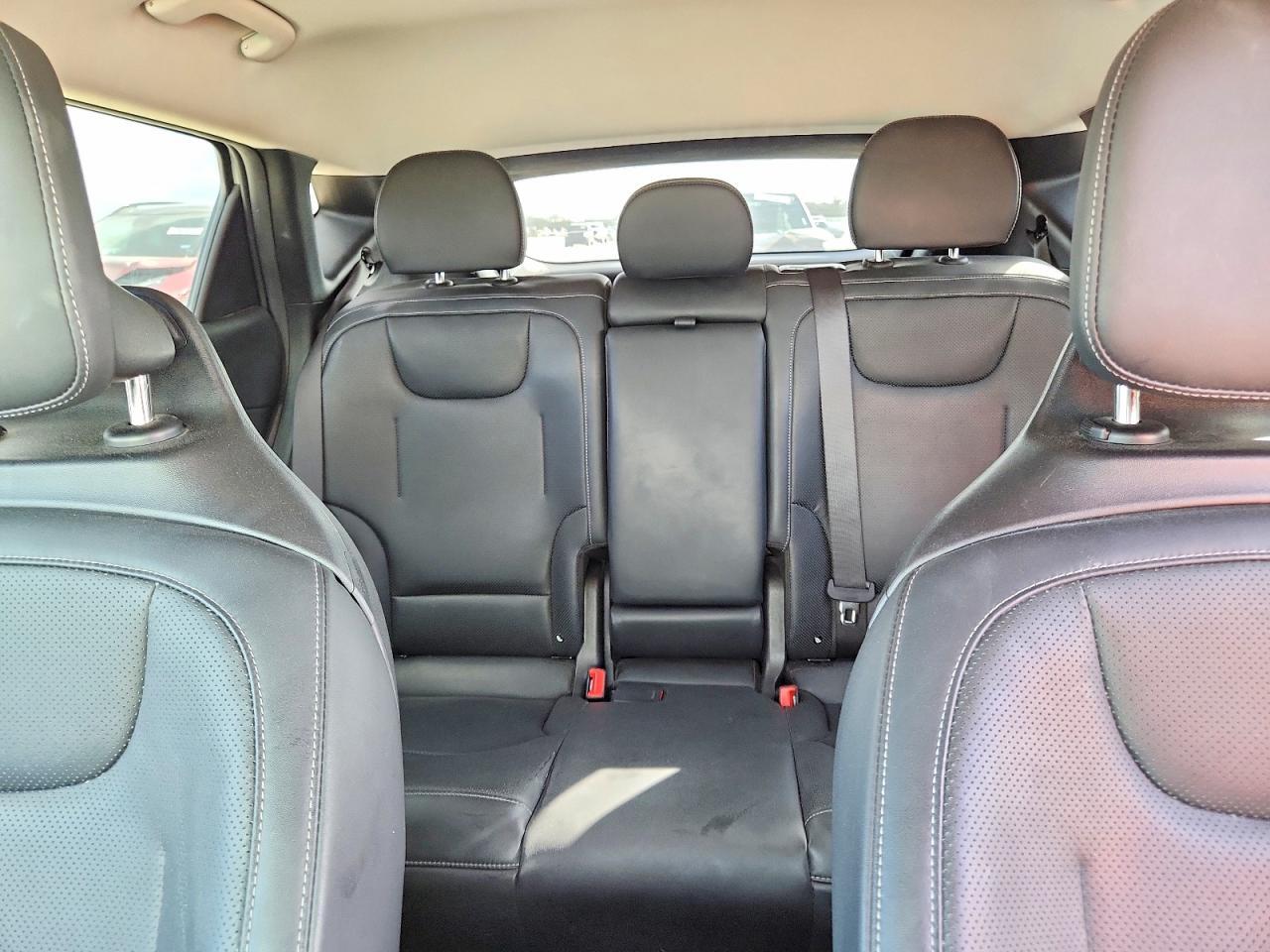 2024 KIA EV6 WIND — Фото 10 из 14