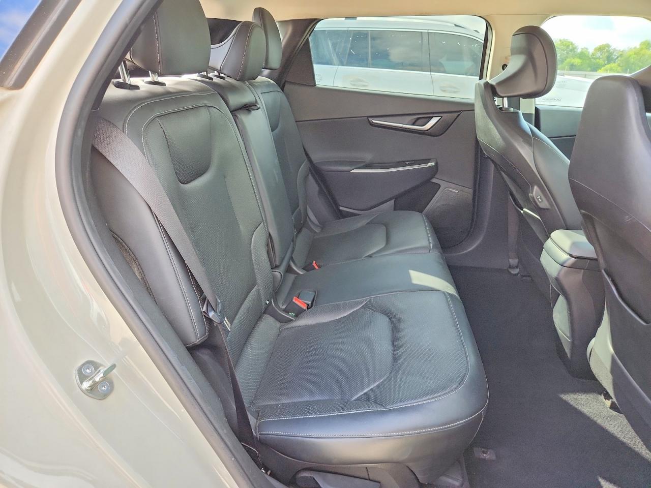 2024 KIA EV6 WIND — Фото 11 из 14