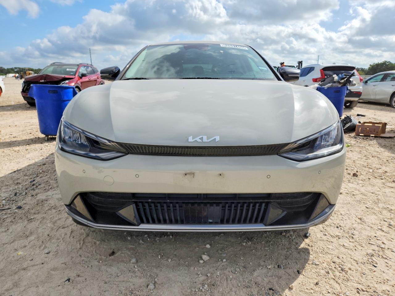 2024 KIA EV6 WIND — Фото 5 из 14