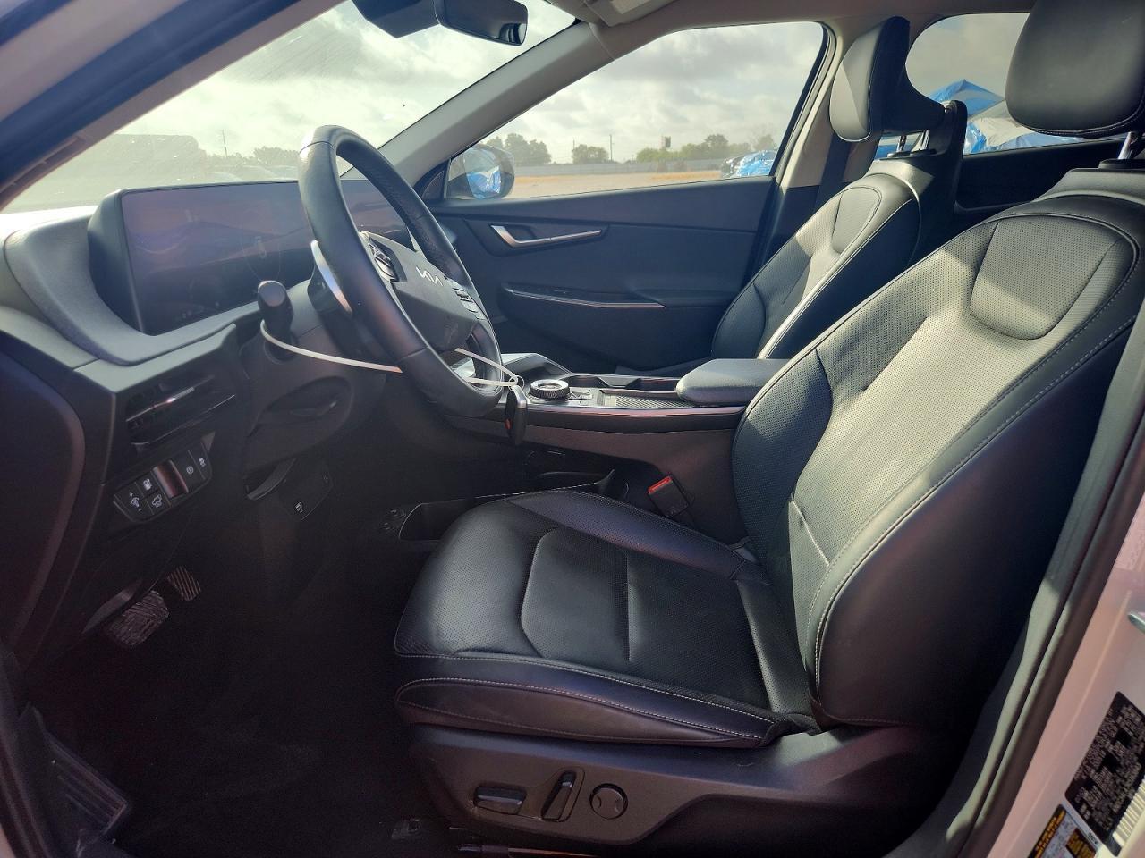 2024 KIA EV6 WIND — Фото 7 из 14