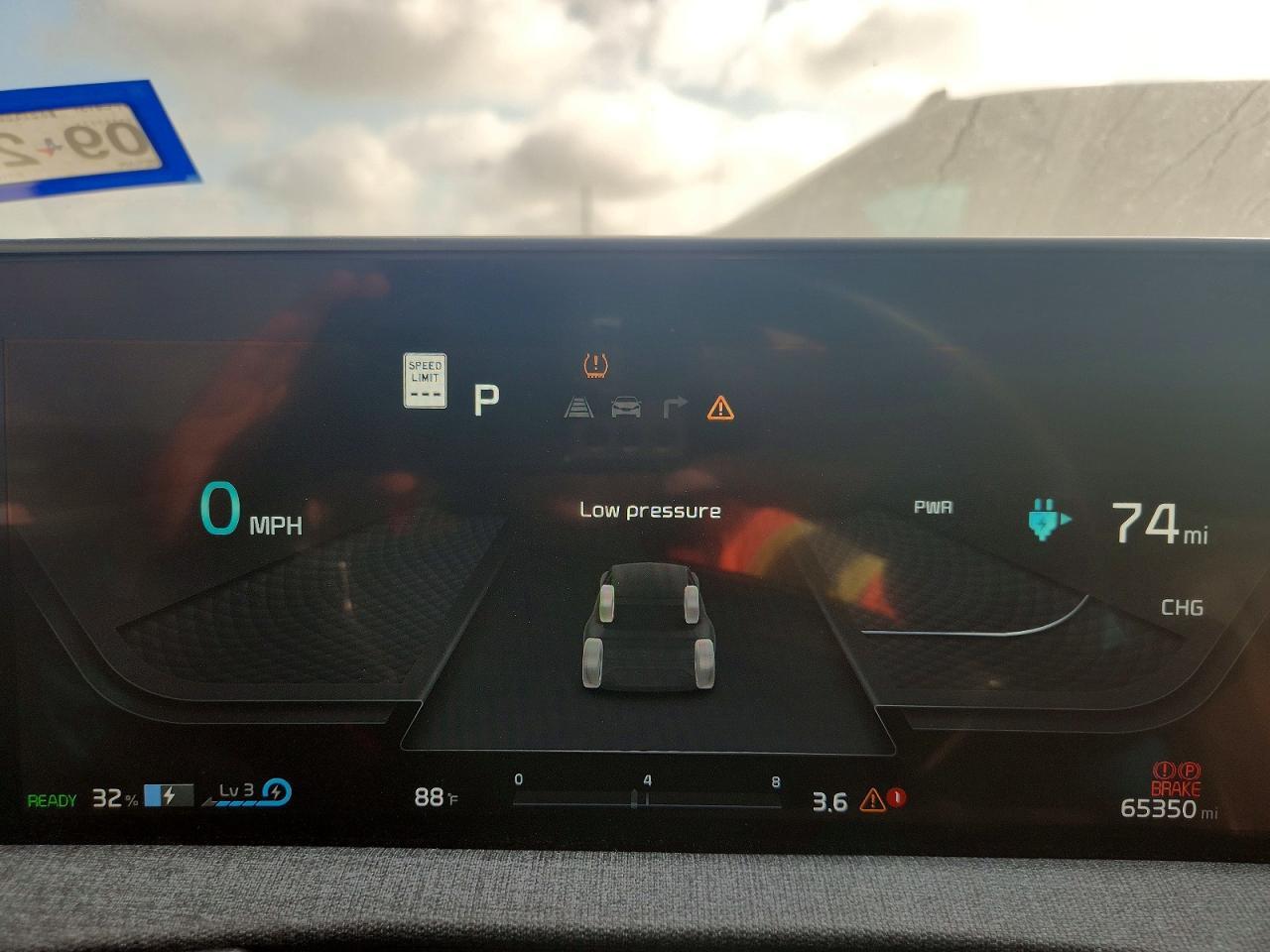 2024 KIA EV6 WIND — Фото 9 из 14
