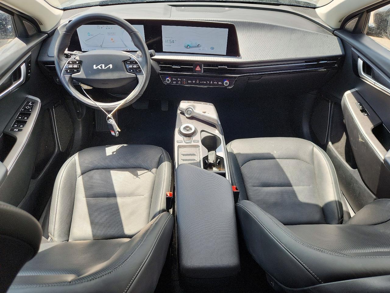 2024 KIA EV6 WIND — Фото 8 из 12