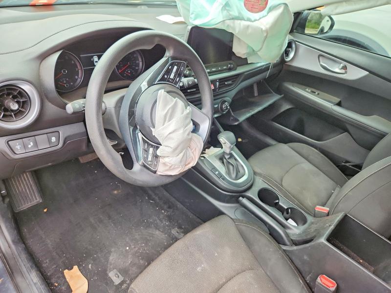 2024 KIA FORTE LXS — Фото 8 из 12