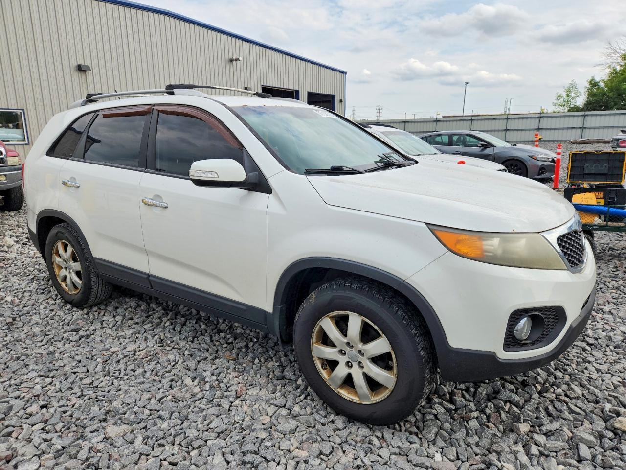 2012 KIA SORENTO LX — Фото 4 из 13
