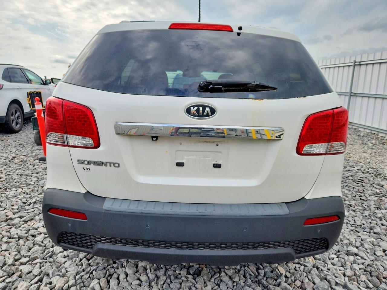 2012 KIA SORENTO LX — Фото 6 из 13