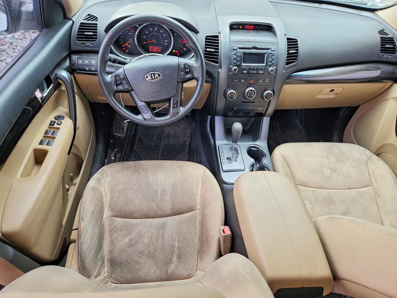 2012 KIA SORENTO LX — Фото 8 из 13