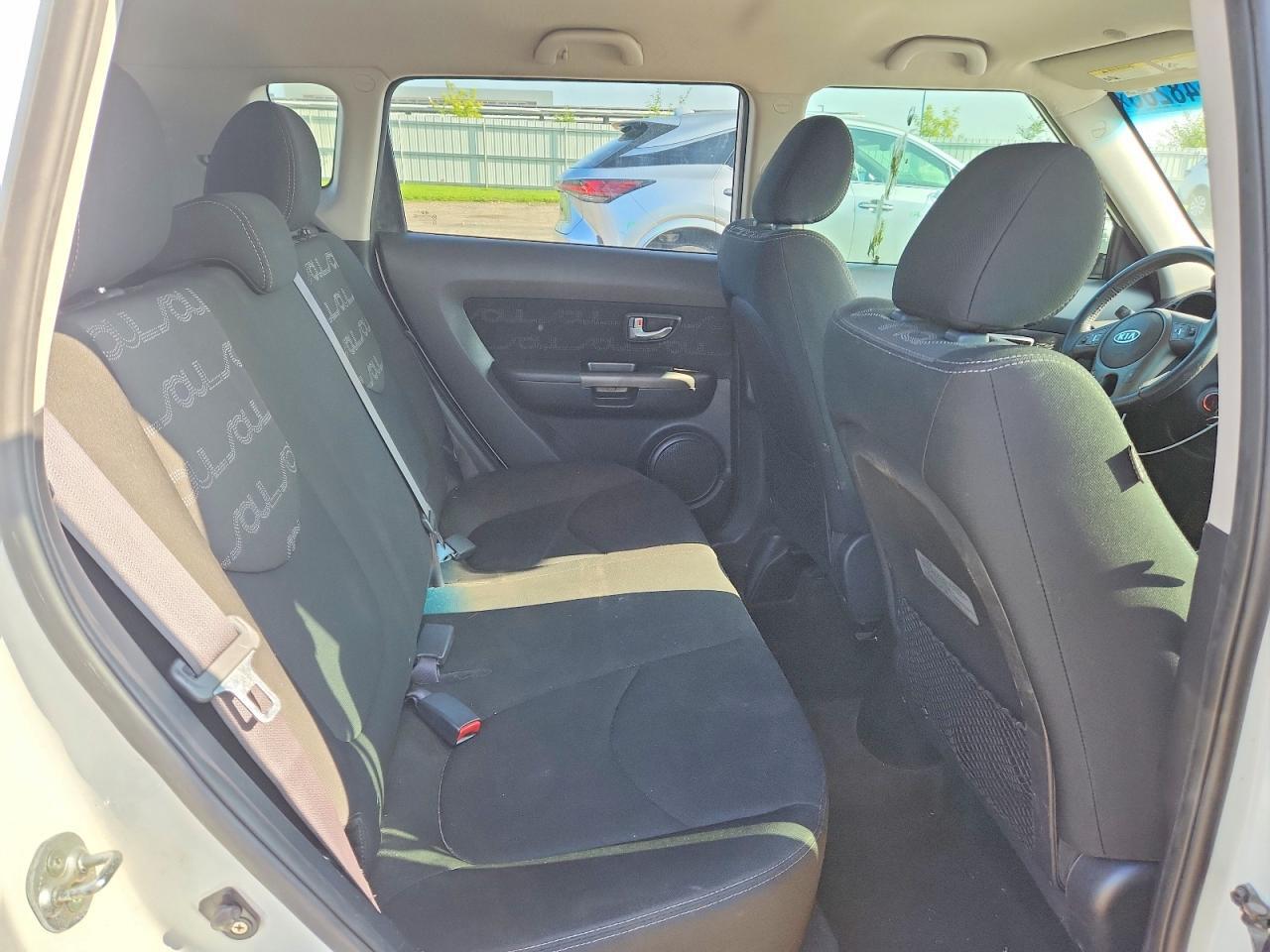 2012 KIA SOUL + — Фото 10 из 12
