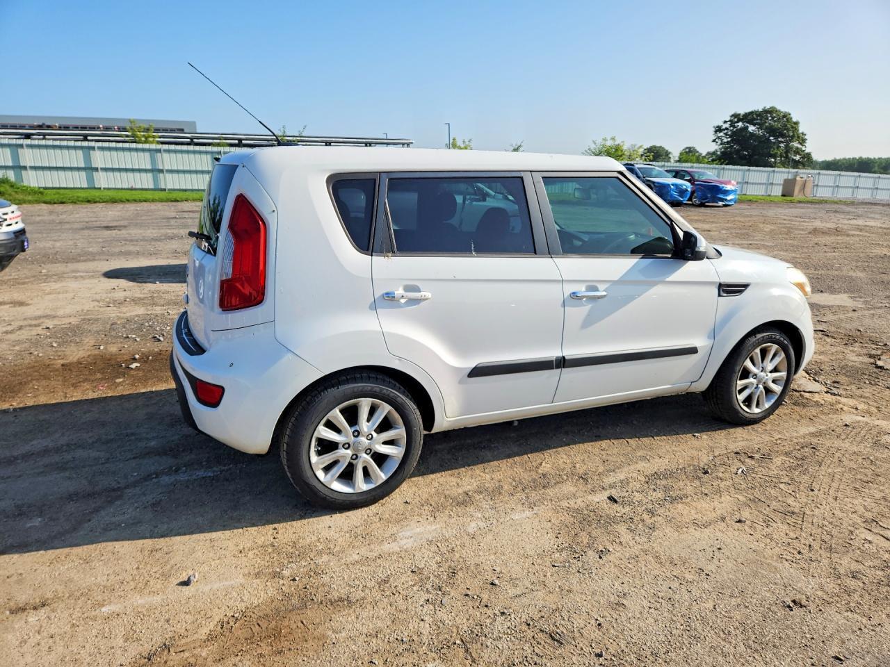2012 KIA SOUL + — Фото 3 из 12