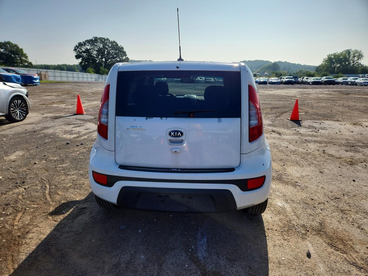 2012 KIA SOUL + — Фото 6 из 12