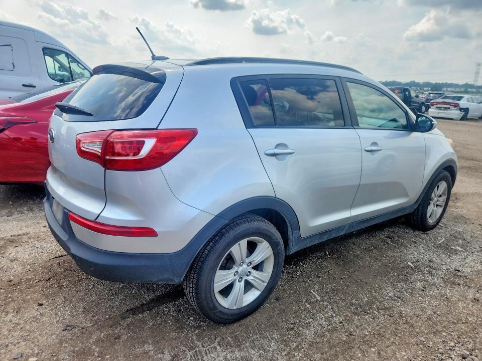2012 KIA SPORTAGE LX — Фото 3 из 12