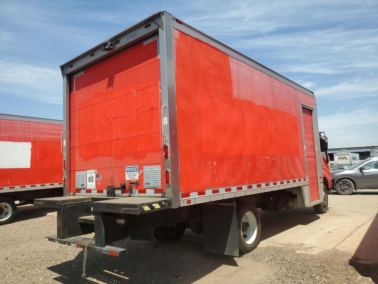 2018 HINO 195 BOX TRUCK — Фото 3 из 13