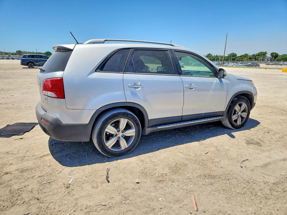 2012 KIA SORENTO EX — Фото 3 из 13