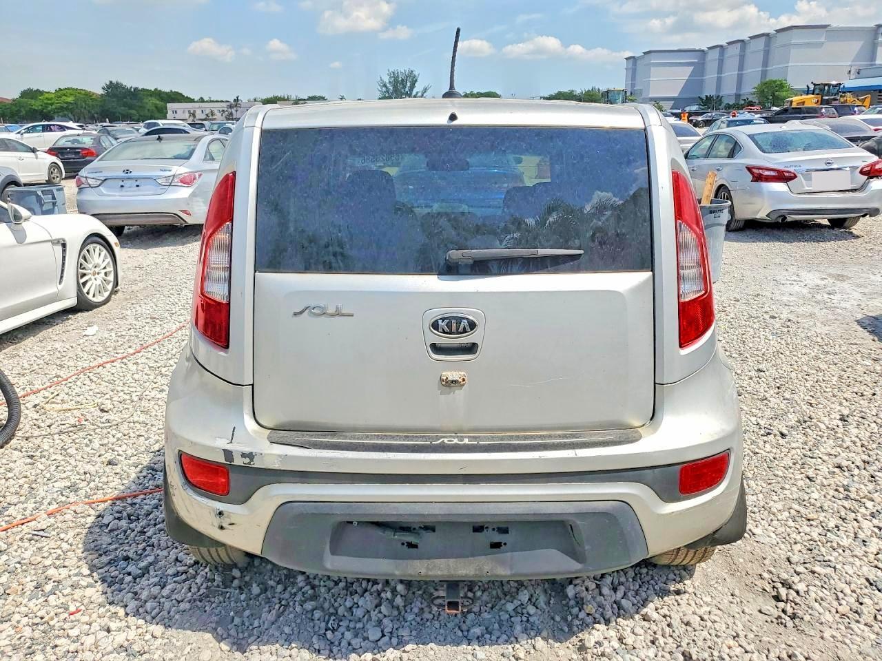 2012 KIA SOUL + — Фото 6 из 12