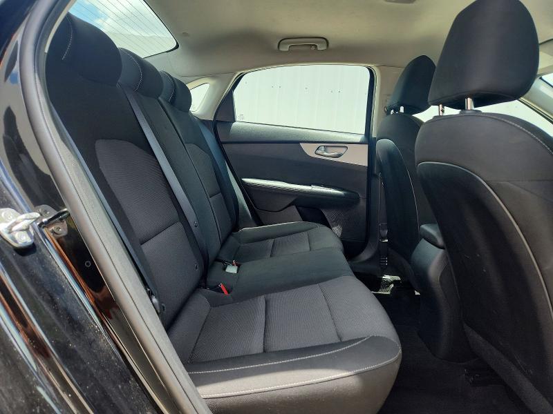 2024 KIA FORTE LXS — Фото 10 из 13
