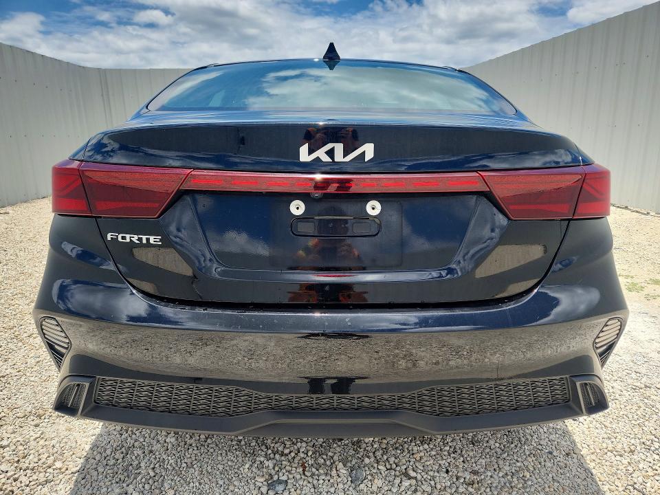 2024 KIA FORTE LXS — Фото 6 из 13