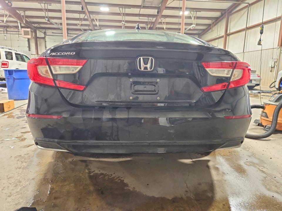 2018 HONDA ACCORD LX — Фото 6 из 13