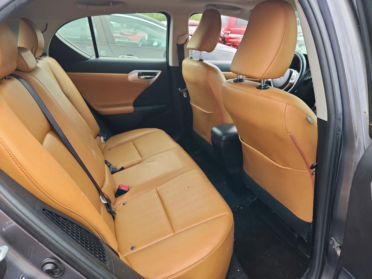 2012 LEXUS CT 200 — Фото 10 из 12