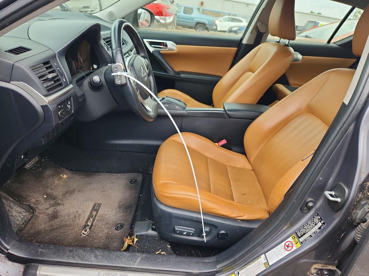 2012 LEXUS CT 200 — Фото 7 из 12