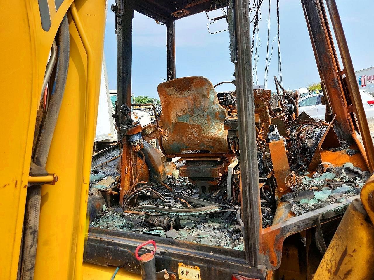2003 CATERPILLAR 420D BACKHOE — Фото 6 из 10