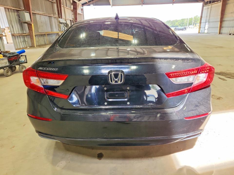 2018 HONDA ACCORD EXL — Фото 6 из 12