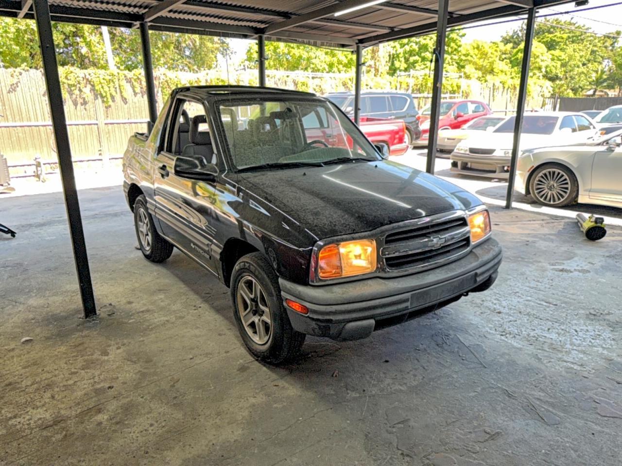 2003 CHEVROLET TRACKER 2CNBE18C736925171