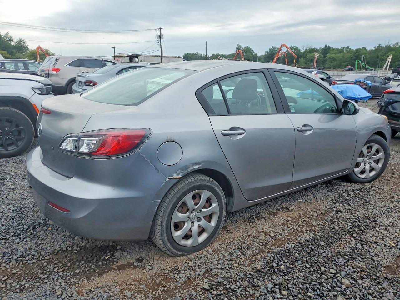2012 MAZDA 3 I — Фото 3 из 12