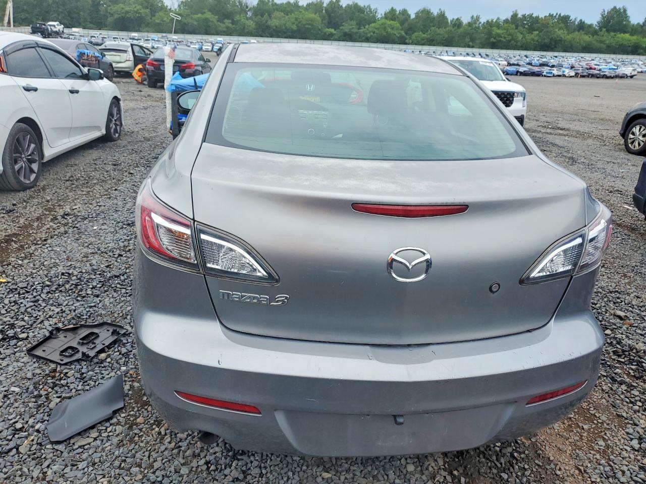 2012 MAZDA 3 I — Фото 6 из 12