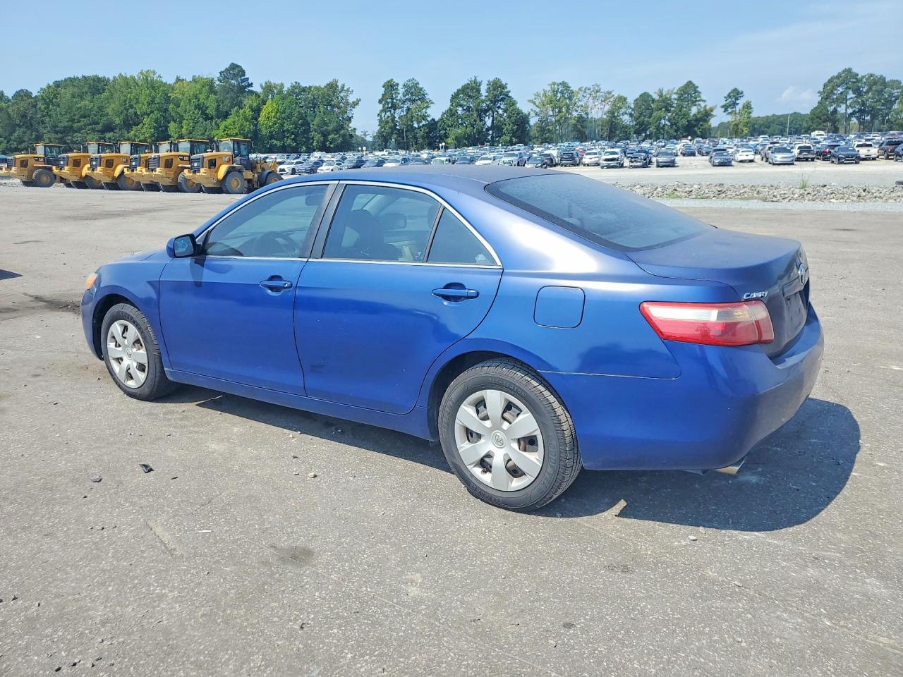 2007 TOYOTA CAMRY LE V6 — Фото 2 из 12