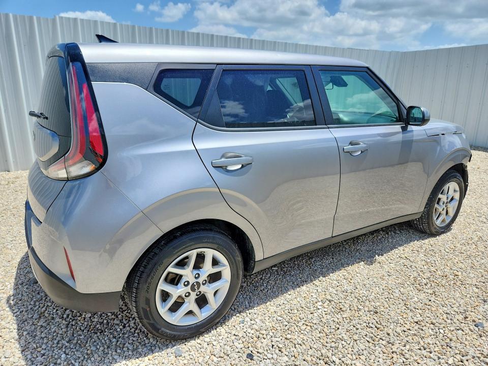 2024 KIA SOUL LX — Фото 3 из 13