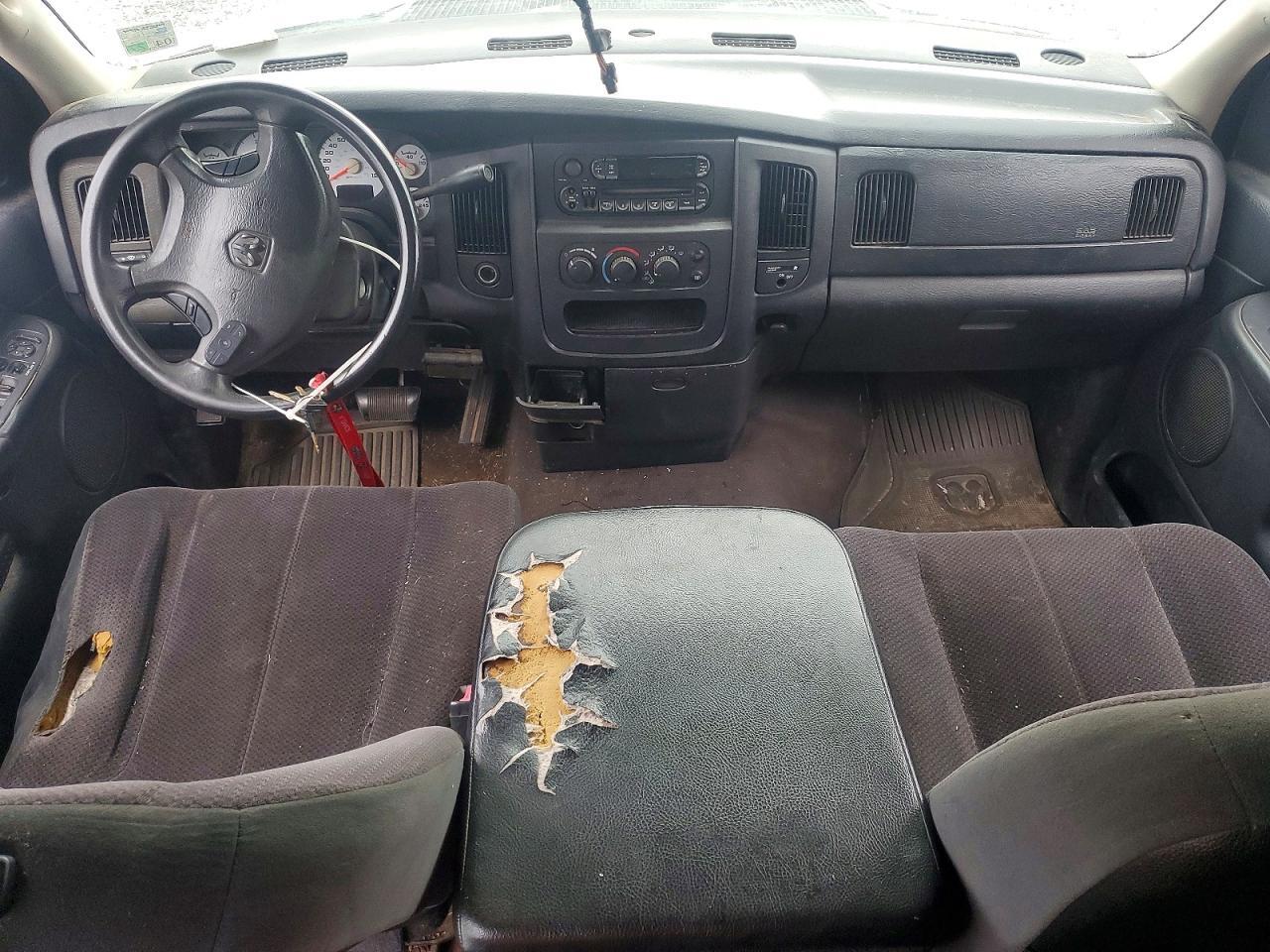 2003 DODGE RAM 3500 ST — Фото 8 из 12