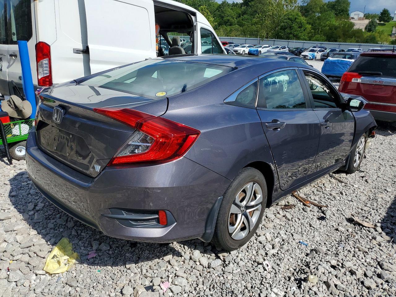 2018 HONDA CIVIC LX — Фото 3 из 12