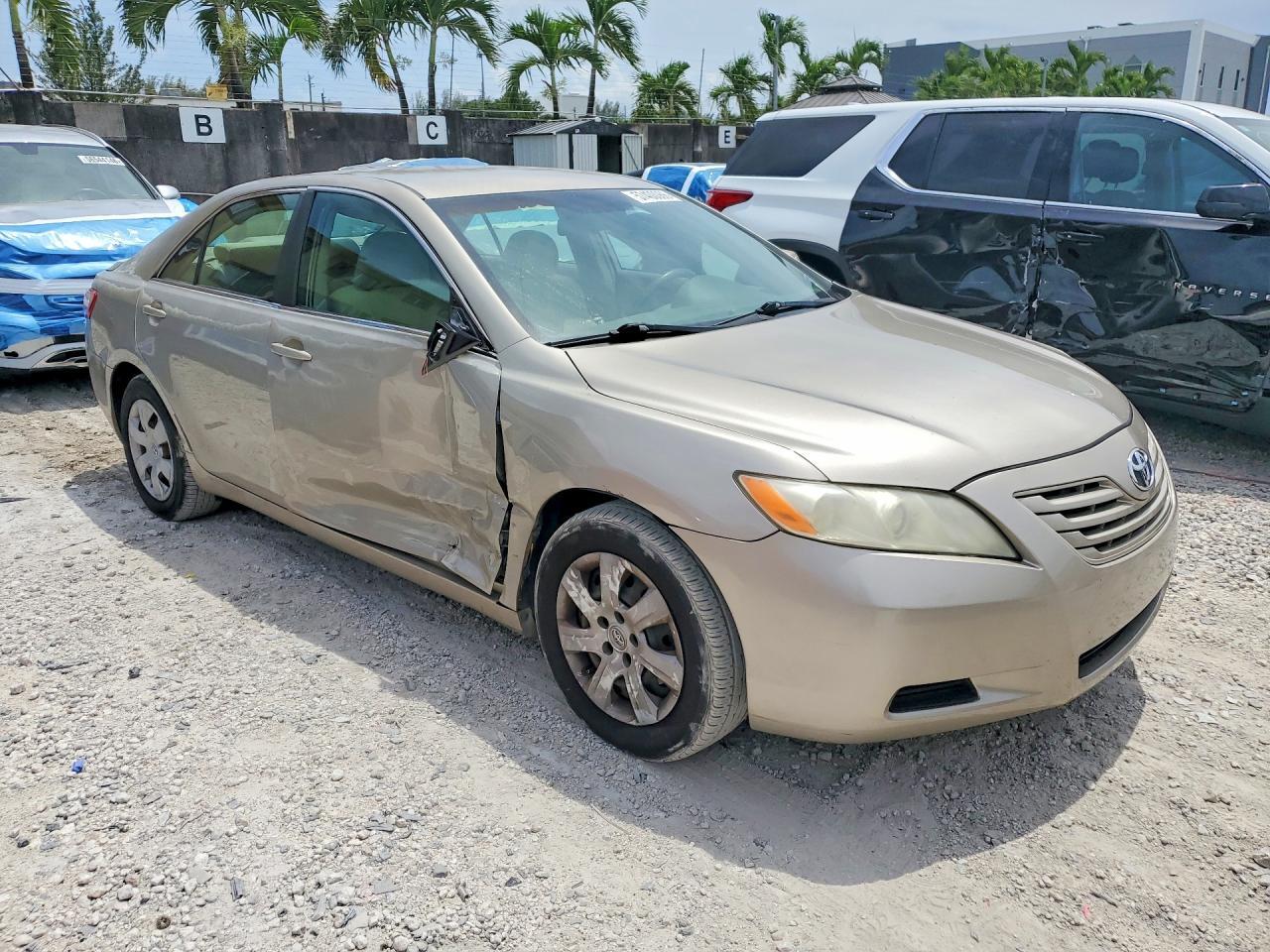 2007 TOYOTA CAMRY LE — Фото 4 из 13