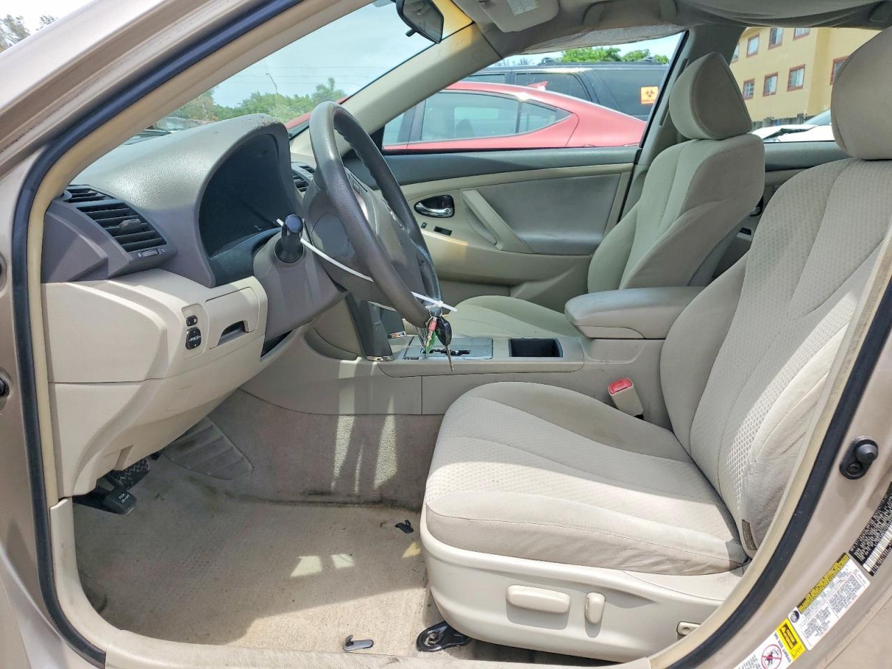 2007 TOYOTA CAMRY LE — Фото 7 из 13