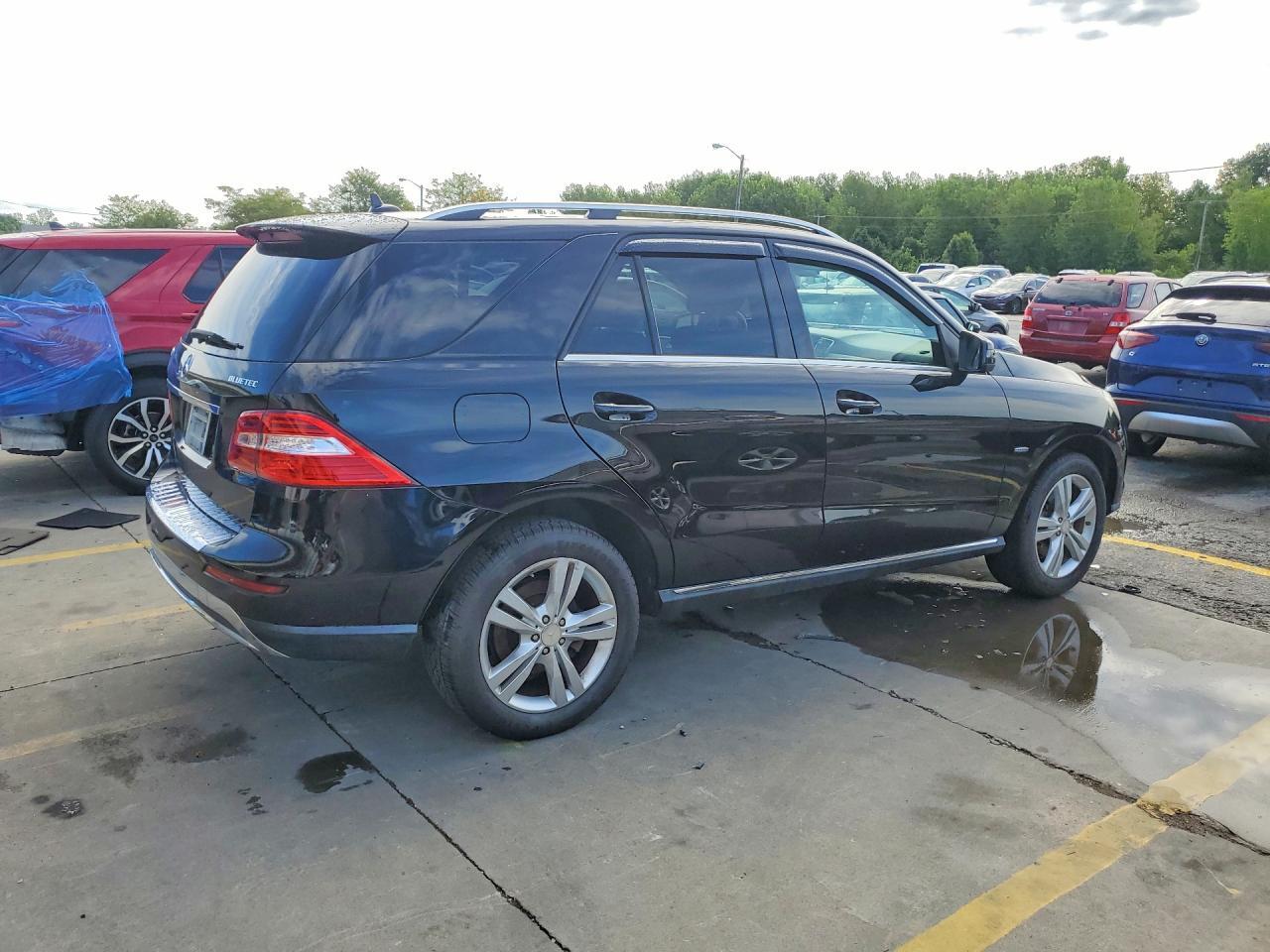 2012 MERCEDES-BENZ ML 350 BLUETEC — Фото 3 из 13
