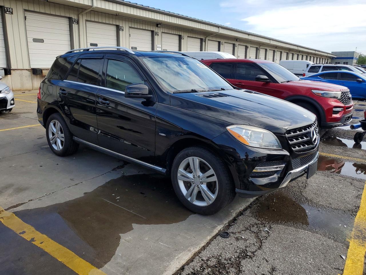 2012 MERCEDES-BENZ ML 350 BLUETEC — Фото 4 из 13