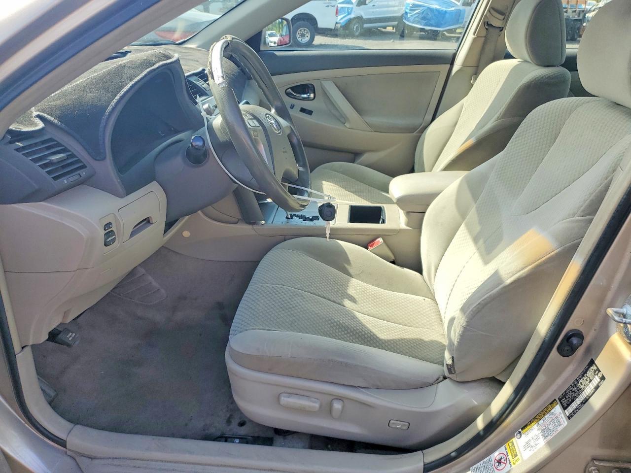 2007 TOYOTA CAMRY LE — Фото 7 из 12