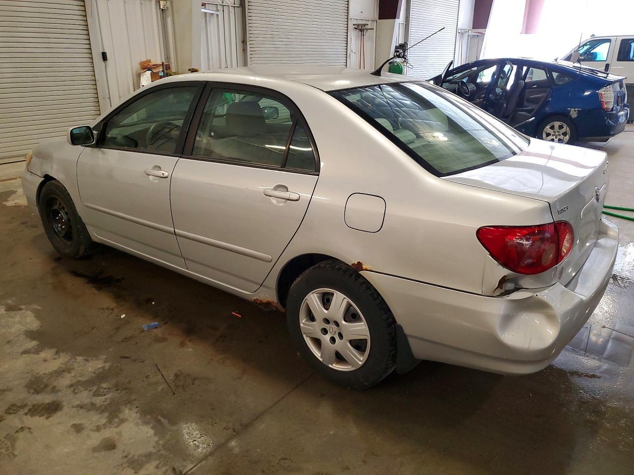 2007 TOYOTA COROLLA LE — Фото 2 из 12