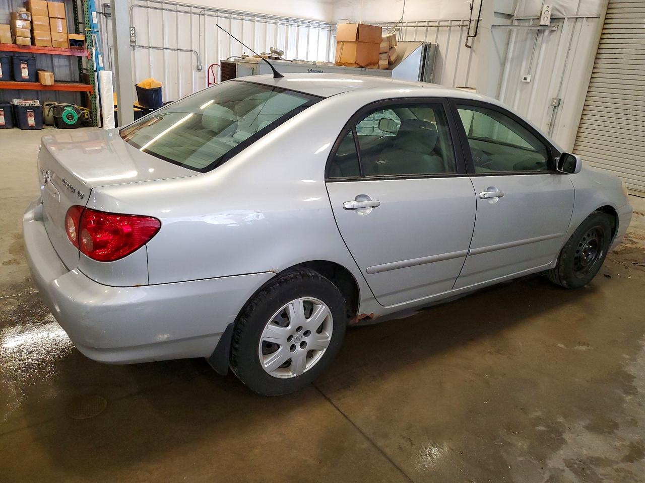 2007 TOYOTA COROLLA LE — Фото 3 из 12