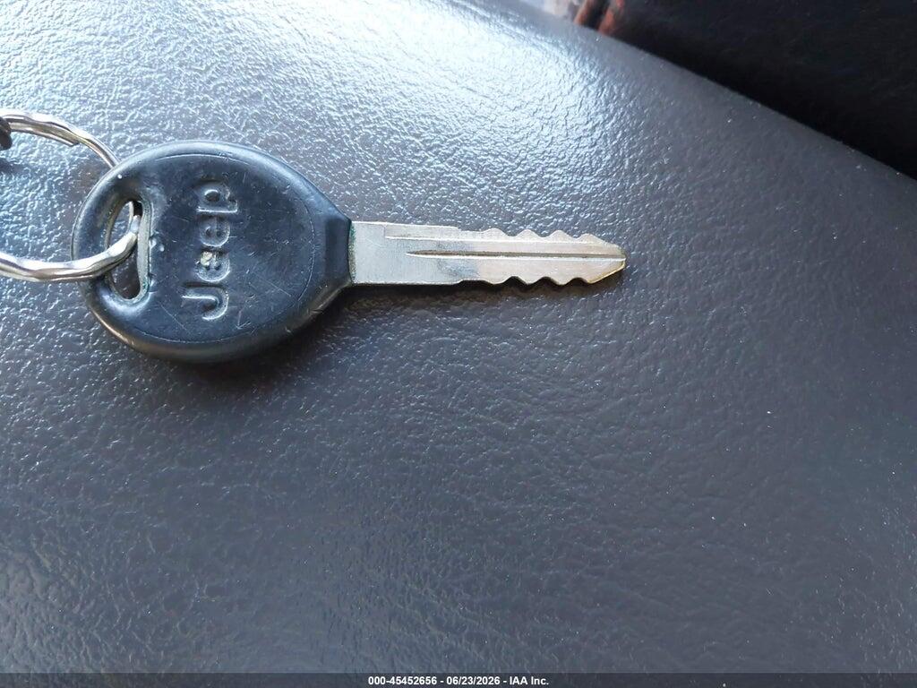 1J4FF48S5YL274241 2000 JEEP CHEROKEE photo no. 11