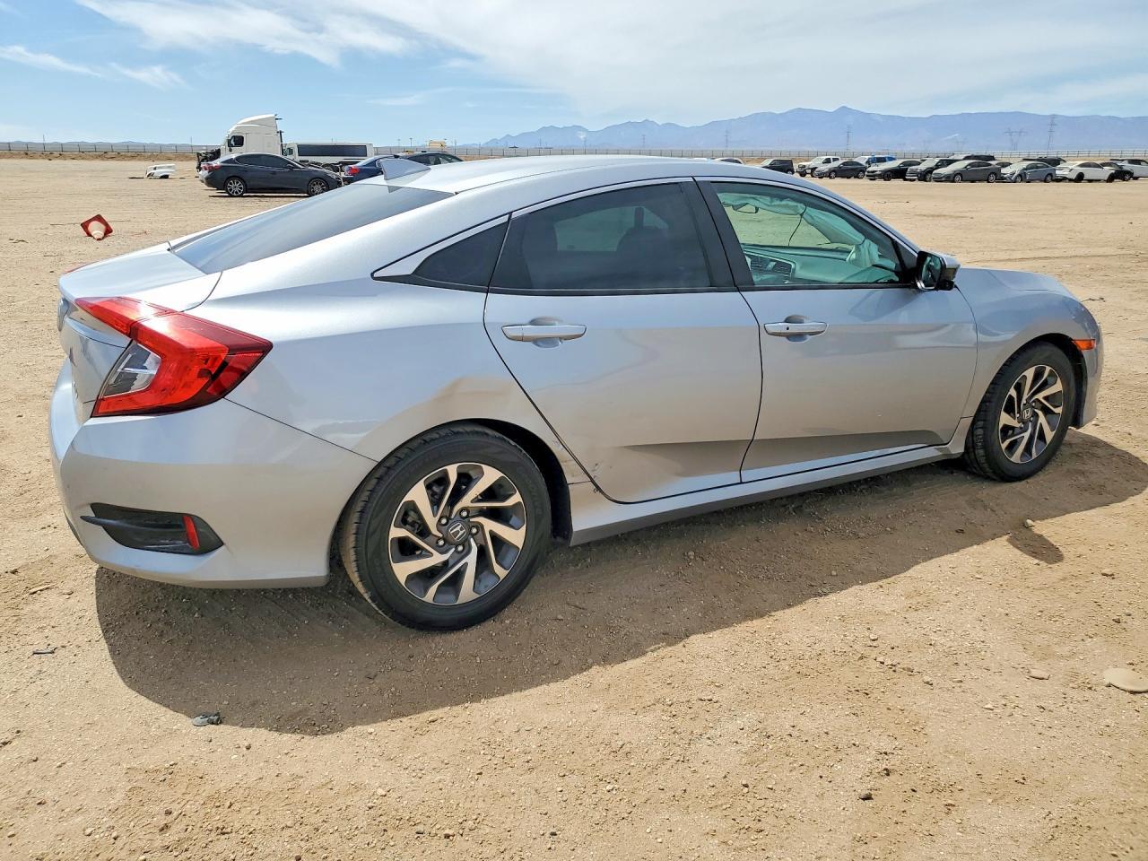 2018 HONDA CIVIC EX — Фото 3 из 12