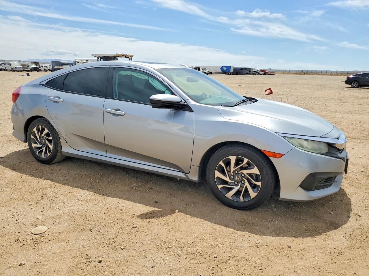 2018 HONDA CIVIC EX — Фото 4 из 12