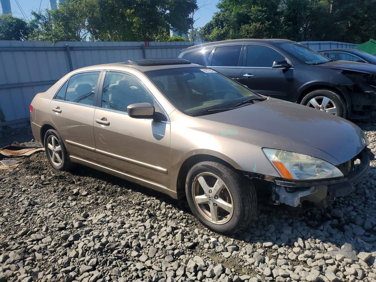 JHMCM56683C065805 2003 HONDA ACCORD photo no. 4