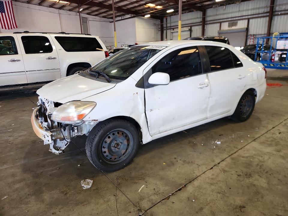 2007 TOYOTA YARIS JTDBT903X71135702