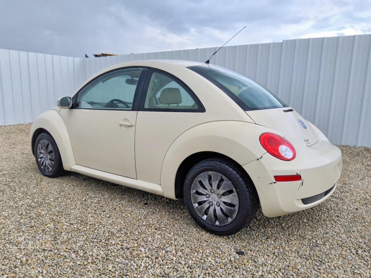 2007 VOLKSWAGEN NEW BEETLE 2.5L — Фото 2 из 12