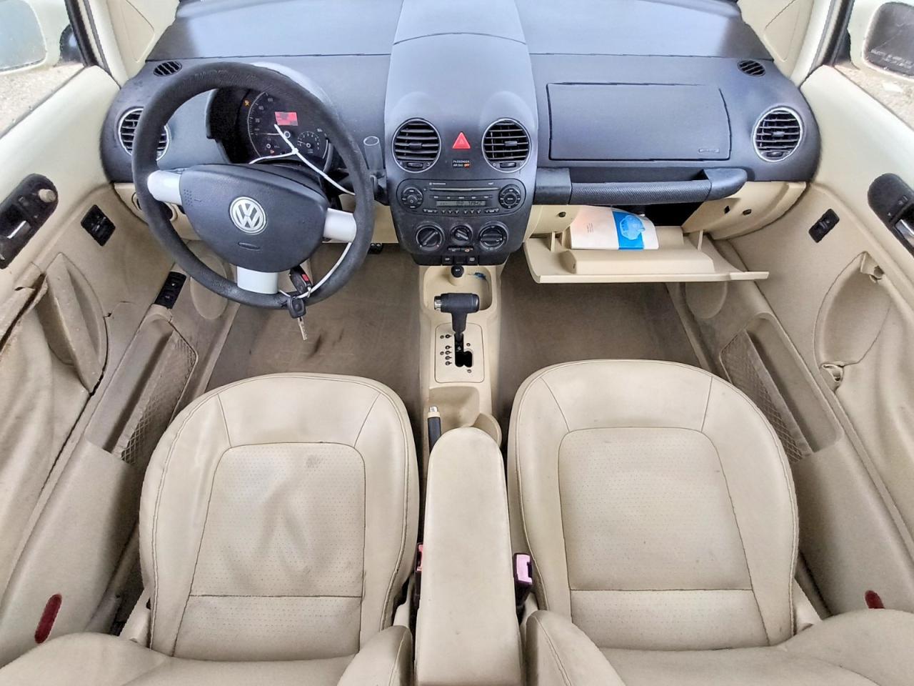 2007 VOLKSWAGEN NEW BEETLE 2.5L — Фото 8 из 12