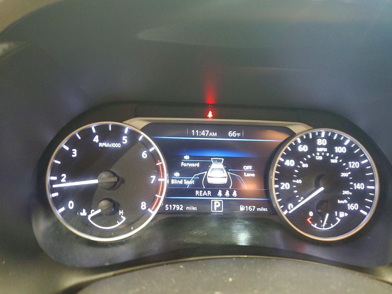 2024 NISSAN SENTRA SV — Фото 9 из 12