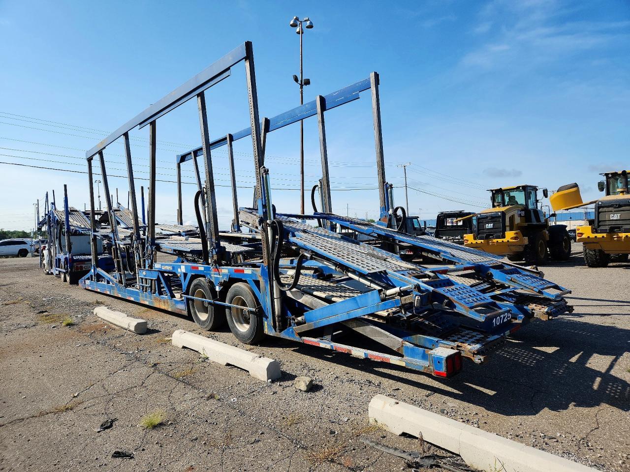 2012 PETERBILT 365 CAR HAULER TRUCK — Фото 2 из 12