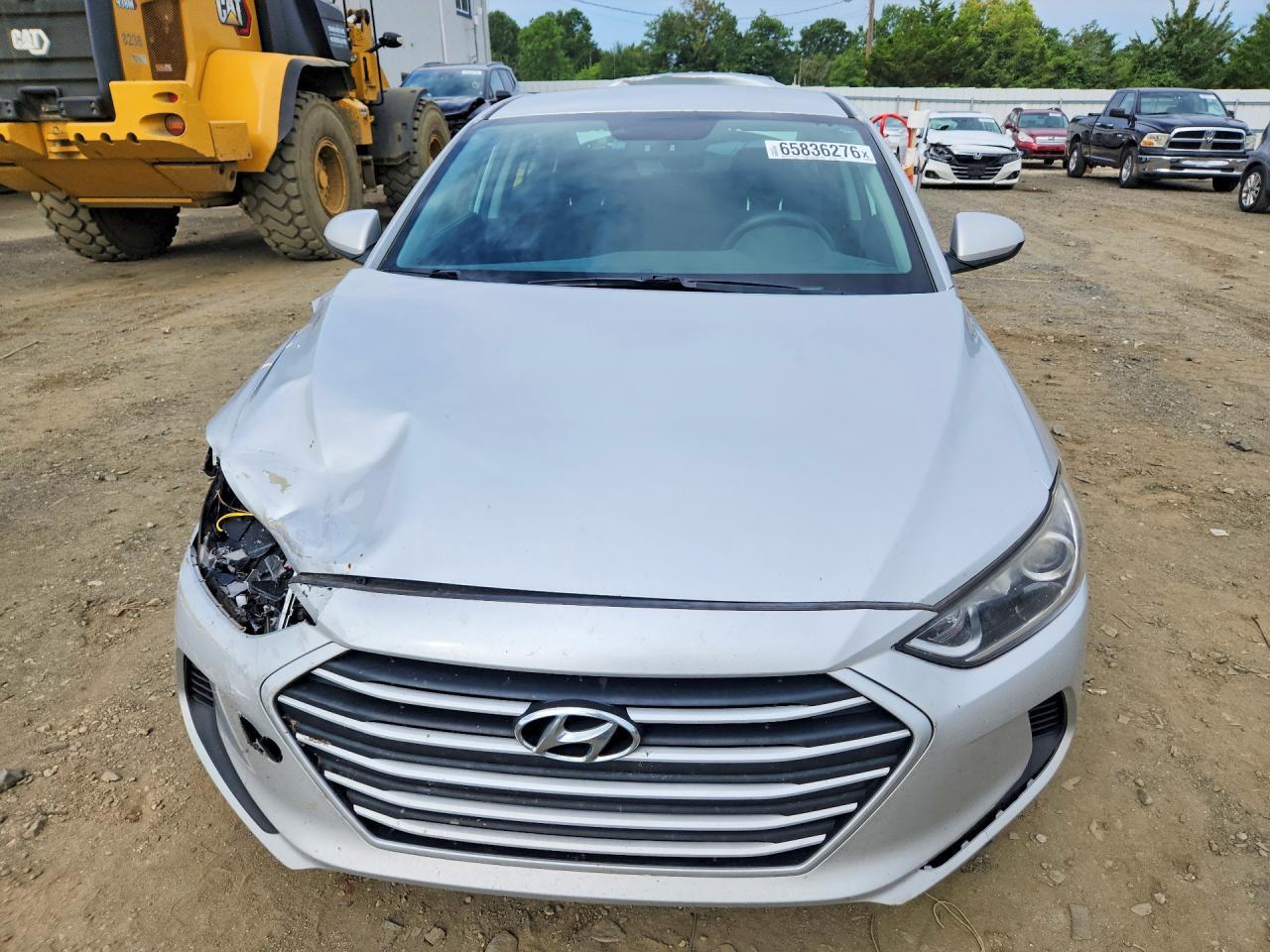 2018 HYUNDAI ELANTRA SE — Фото 5 из 13